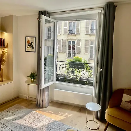 Renovated Saint-germain-des-prés - Le Bon Marché Parigi